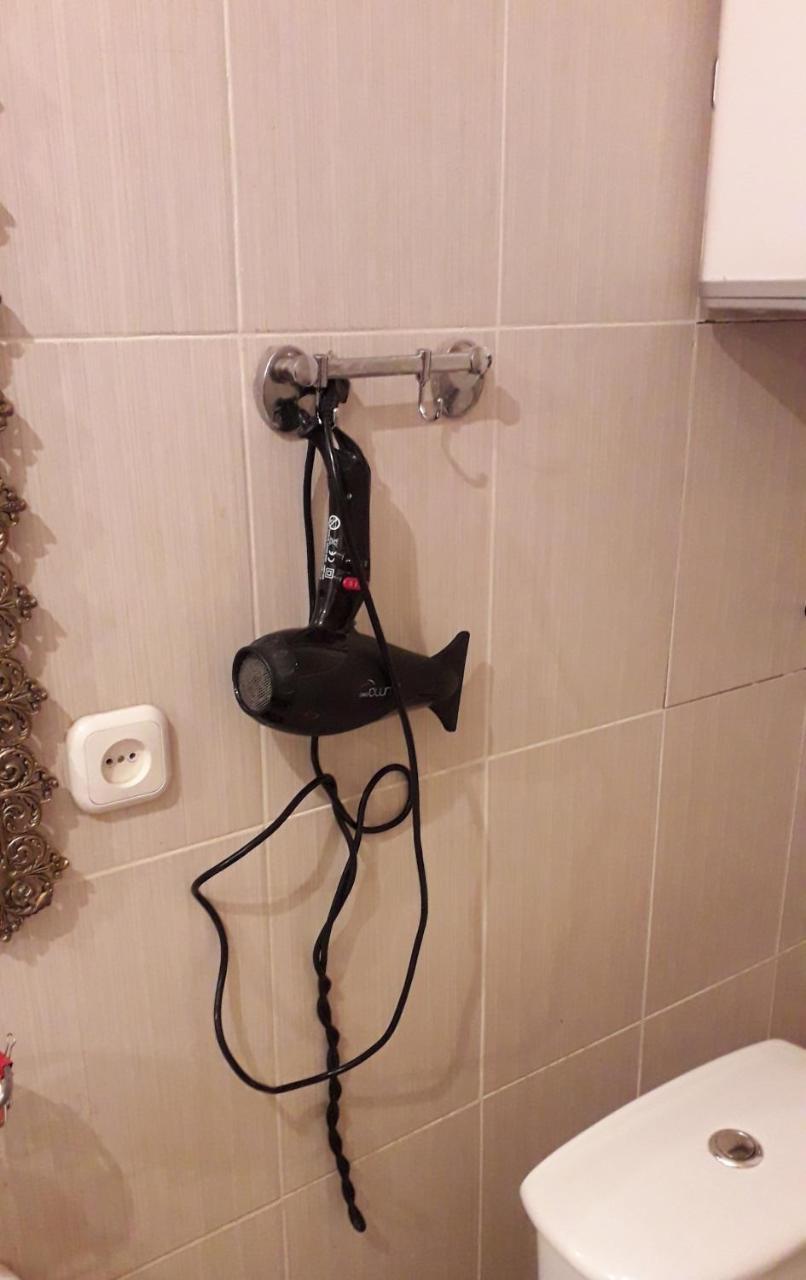 Chasha Polnaya Appartamento Sukhumi Esterno foto